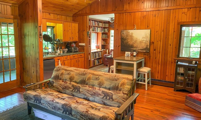 Swartswood Cabin | Lakefront Cabin with Cozy Reading Nook