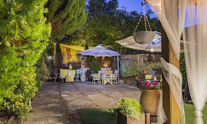Siguenza House | Abad Casa Sigüenza una Preciosa Casa Rural con Porche, Barbacoa y Jardin Privado