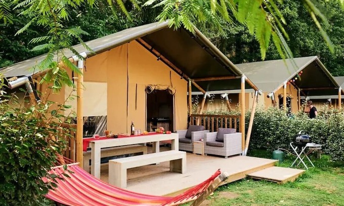 Les Abrets en Dauphine House | Camping le Coin Tranquille by Villatent **** - Villatent Nomad - 6 people