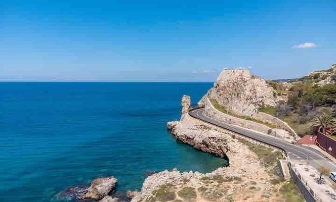 Lido Conchiglie Apartment | Beachfront apartment. CIS LE07507091000036215
