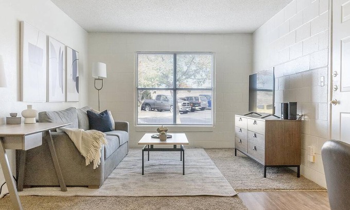 Biggs Field Apartment | Modern Apartment in Prime Location (ID1266X956)