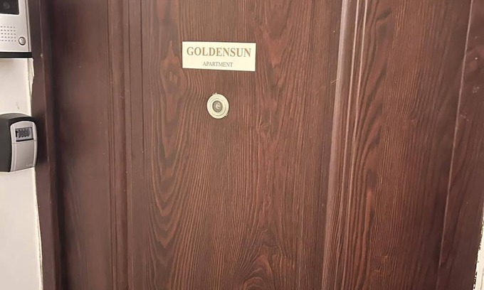 Budavar Apartment | Goldensun Apartment is a bright and fully equipped in the center of Budapest.