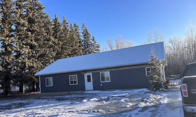 Williams Cabin | Large cabin with all new construction near Lake of the Woods.