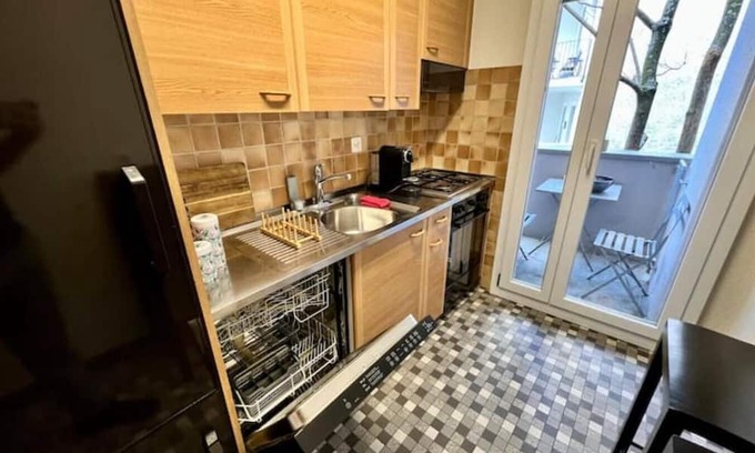 Altstadt Grossbasel Apartment | Schöne Grosse Wohnung Nähe Uni