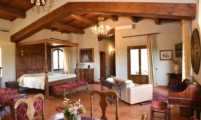 Poggio Catino Resort | Suite "Il Ballatoio"