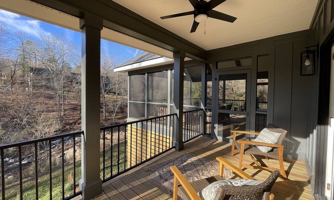 Stephens House | Private wooded setting overlooking a beautiful stream, 10 miles from downtown