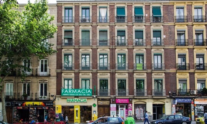 Golden Triangle of Art Apartment | 4 bedrooms 3 bathrooms furnished - Atocha - spacious