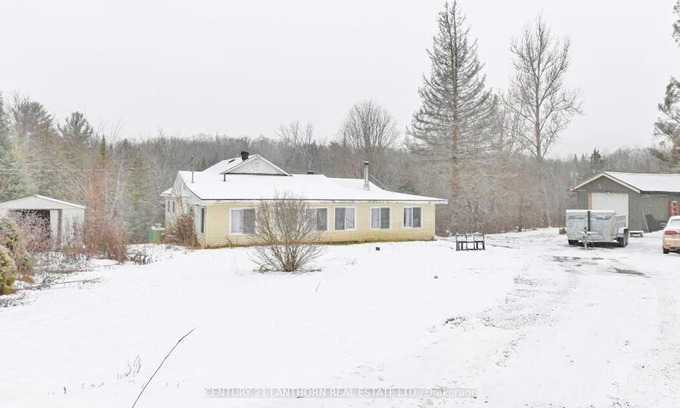 Cordova Mines House | Home in quiet rural setting, near lakes.