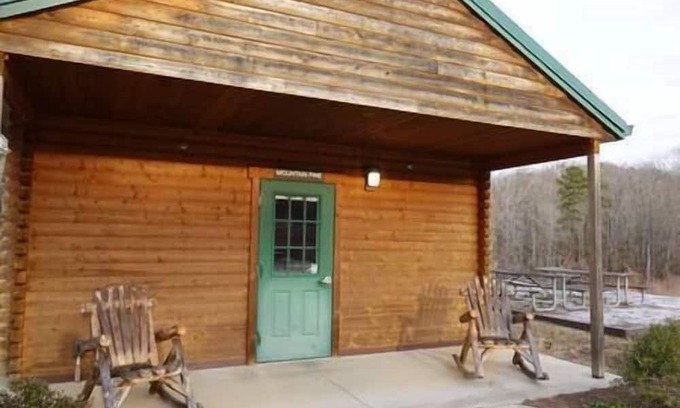 Sunset House | Mountain Pine Cabin at Keowee-Toxaway, Mountain Pine Cabin at Keowee-Toxaway