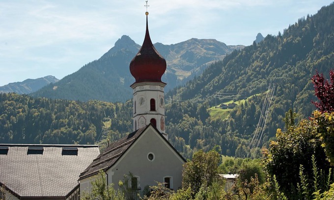 Vandans Apartment | Holiday home near the ski area in Vandans