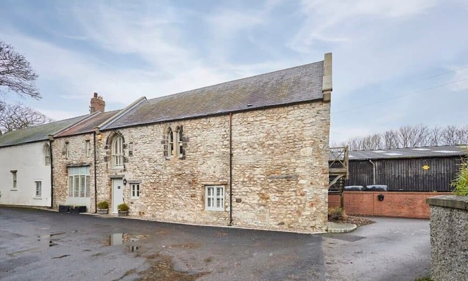 Peterlee House | Host & Stay | The Byre