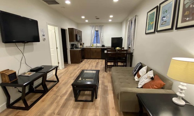 North Park Apartment | Downtown 2 bedroom Loft apartment unit 5
