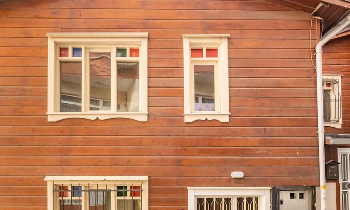 Beyoglu Villa | Historical Duplex Villa with Patio in Beyoglu