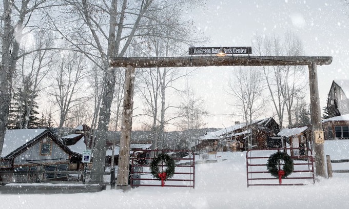 Snowmass Village Cabin | Perfect mountain getaway! Cozy 2-bedroom cabin in Snowmass Village, CO!
