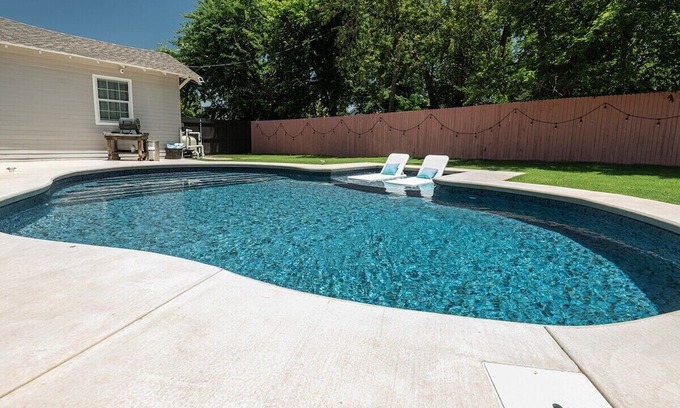 Central Oklahoma City House | Plaza District home with swimming pool!