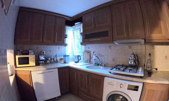 Izmir Villa | Detached Triplex - 1 minute to Historical Elevator