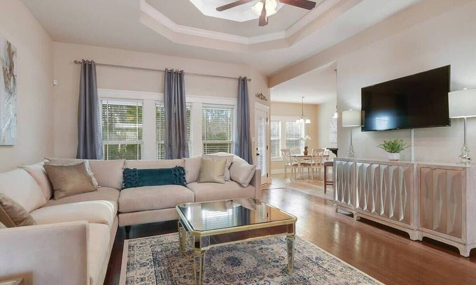 Biloxi House | Spacious 3brm, Sleeps 6, 15min- Beaches & AF Base