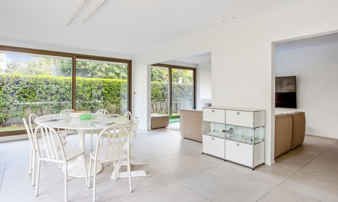 Parchamp–Albert Kahn Apartment | Large flat with garden in Boulogne - Welkeys
