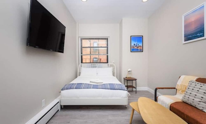 Prudential - St. Botolph Apartment | Peaceful Studio | Close to Fenway