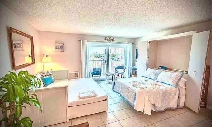 Point East Apartment | 2 Bedroom 712136 by Houzlet