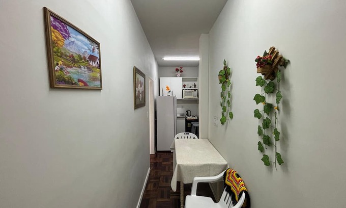 Centro Apartment | New Apartment with Queen Size Bed in the Center of Blumenau