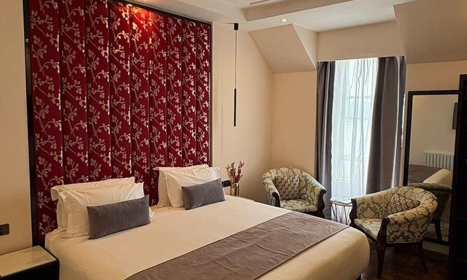 Oban Hotel | Stylish Oban Harbour Retreat | On-Site Dining, Free WiFi & Steps to Ferries