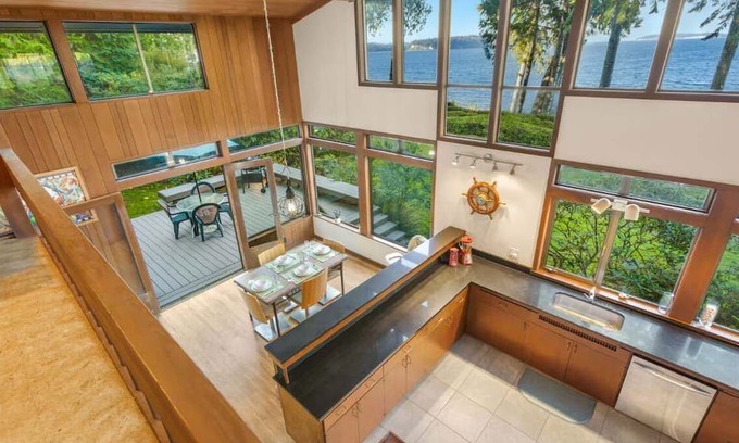 Port Gamble House | Puzzle Point Lodge: Waterfront Haven in Poulsbo