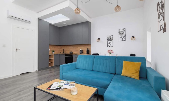 Katowice Apartment | Kościuszki 34 | Katowice | Cozy Studio | Air Conditioning | Smart TV | Close to