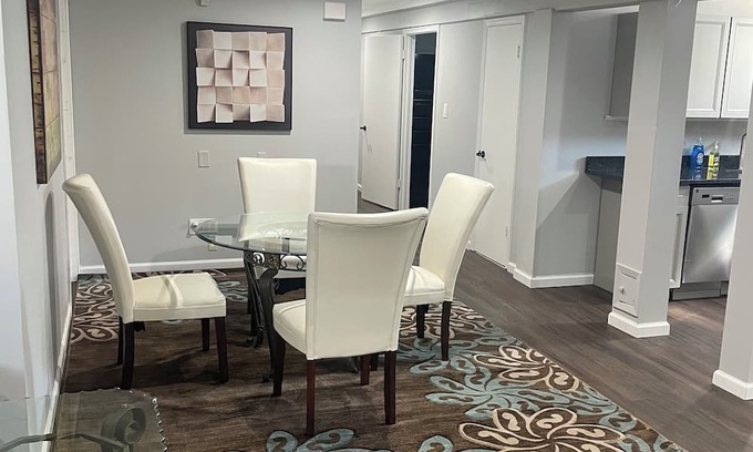 Old Bethpage House | Abundant space with a full kitchen next to trails and golfing