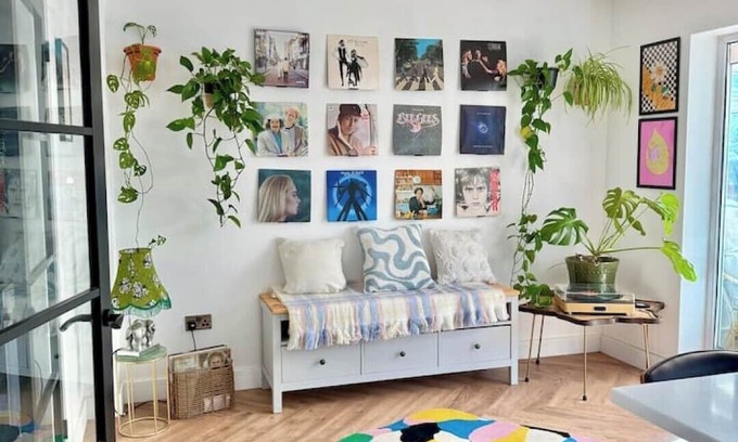 Abergavenny House | Central Abergavenny 4 Bed Home (Ensuites & Garden)