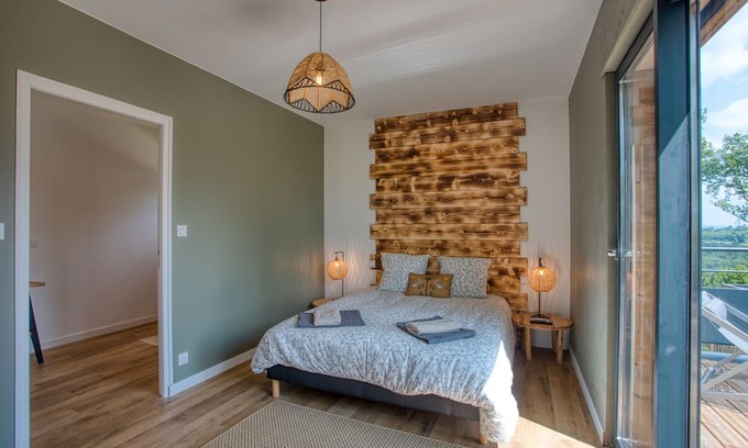 Sarlat-la-Caneda Resort | Le Pech Éternel – La Noyeraie Master Suite