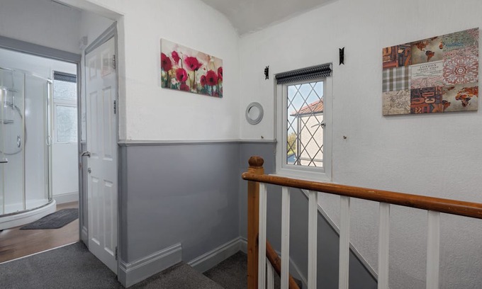 High Hazels House | Stylish 3BR House | Perfect for Contrators & Extended Stays