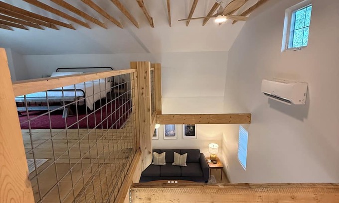 Ridgetown House | Charming Barn Conversion. Rural Curious? Come try small-town living!