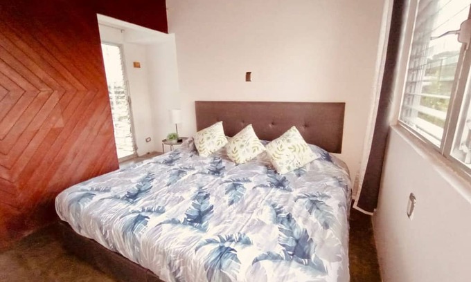 Tuxpan House | Tuxpan A/A 4BE-2.5BA-2 parking