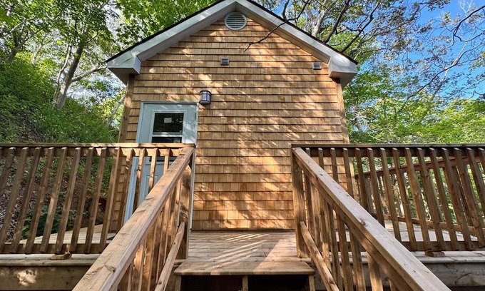 Pleasant Bay Cabin | Ananda Cabin- Enchanted Forest Hideaway