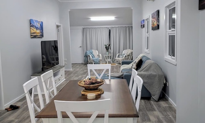 Parramatta Park Apartment | The Fraser - The Perfect Escape. Inner City Queenslander 2nd Floor.