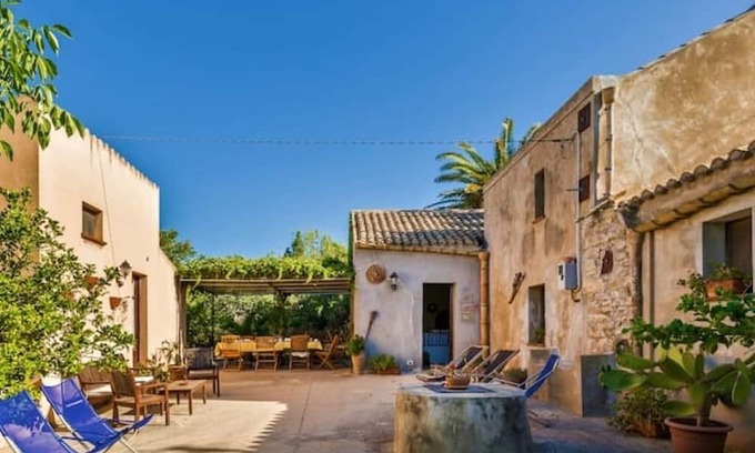 Buseto Palizzolo Villa | Villa in the countryside Anasté