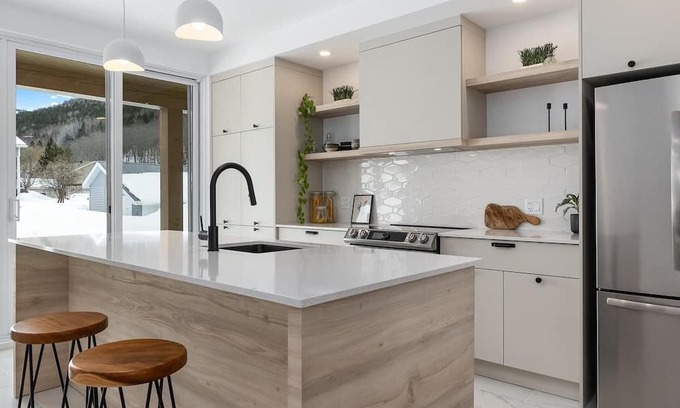 Petite-Riviere-Saint-Francois Apartment | Charlevoix Condo