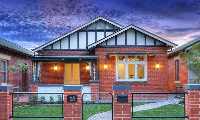 Wagga Wagga House | Peter's Central Haven - 66 Peter Street