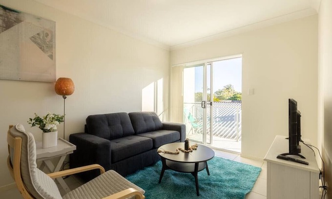 Springwood Apartment | Cozy 1BR Unit in Springwood Great Location Parking
