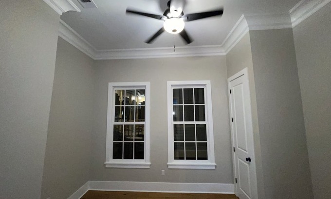 Mid City North House | Downtown and Close to LSU 8-bedroom Luxury Home in Baton Rouge