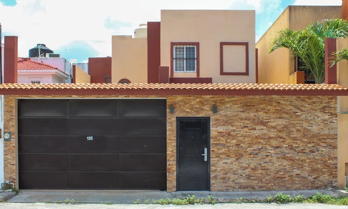 Colonia Adolfo Lopez Mateos House | Experience Cozumel from Casa Terry: Comfortable, centrally located and with pool