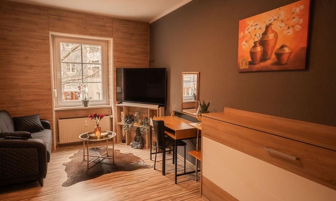 Mitte Apartment | Apartment '1' with Private Garden and Wi-Fi
