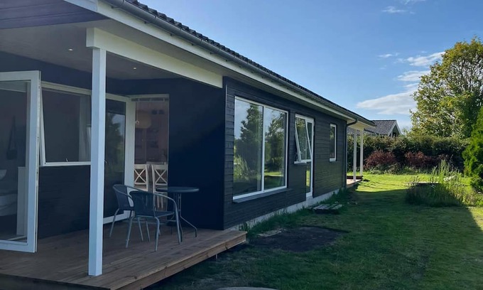 Bog By House | Spacious holiday home on Bogø