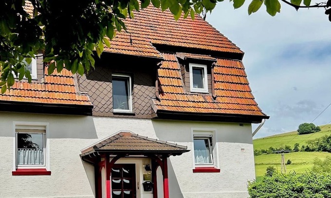 Alheim Apartment | Quiet and naturally situated vacation apartment - Snow White with 2 bedrooms