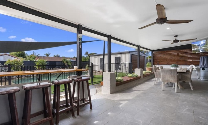 Sandstone Point House | The Pandanus Retreat