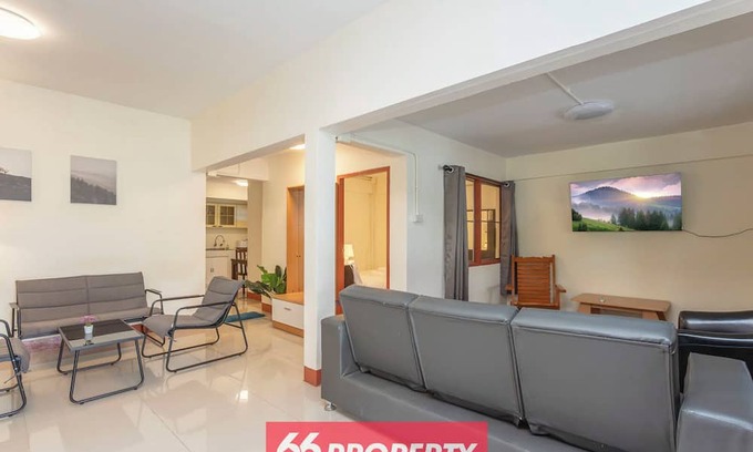 Nimman House | 4-bedroom house in amazing Chang Wat Chiang Mai with AC