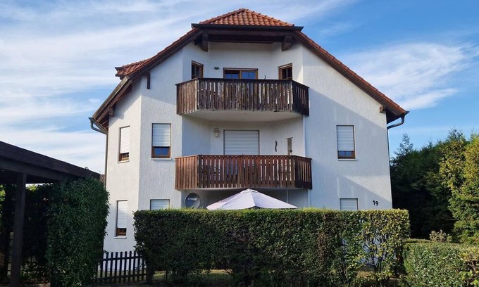 Stadtbezirk West Apartment | Vacation apartment "Kleine Auszeit" - Apartment with balcony in a quiet location
