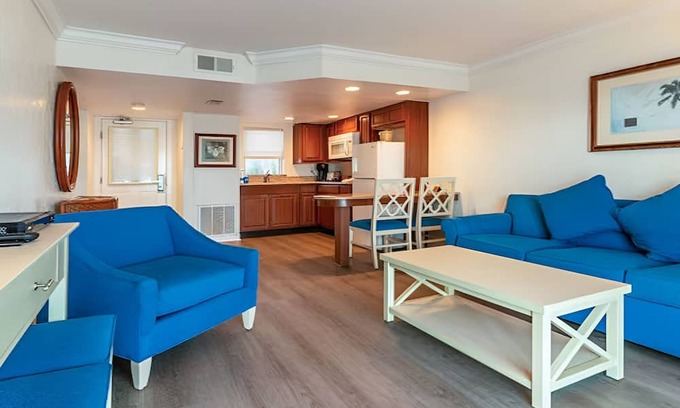 Captiva Hotel | Nature-Lover's Room Near Captiva Beach – Gulf Shoreline Steps Away!