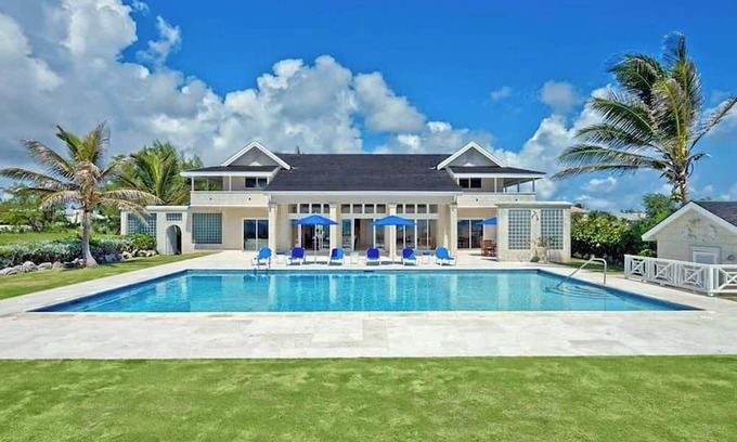 Long Bay House | ZenBreak Ocean Mist Villa 4bd